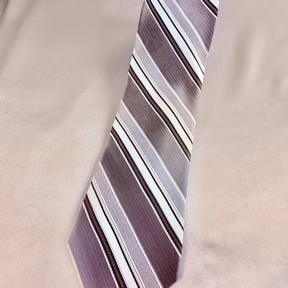 Calvin Klein Gray and Black Striped Tie for Formal Occasions